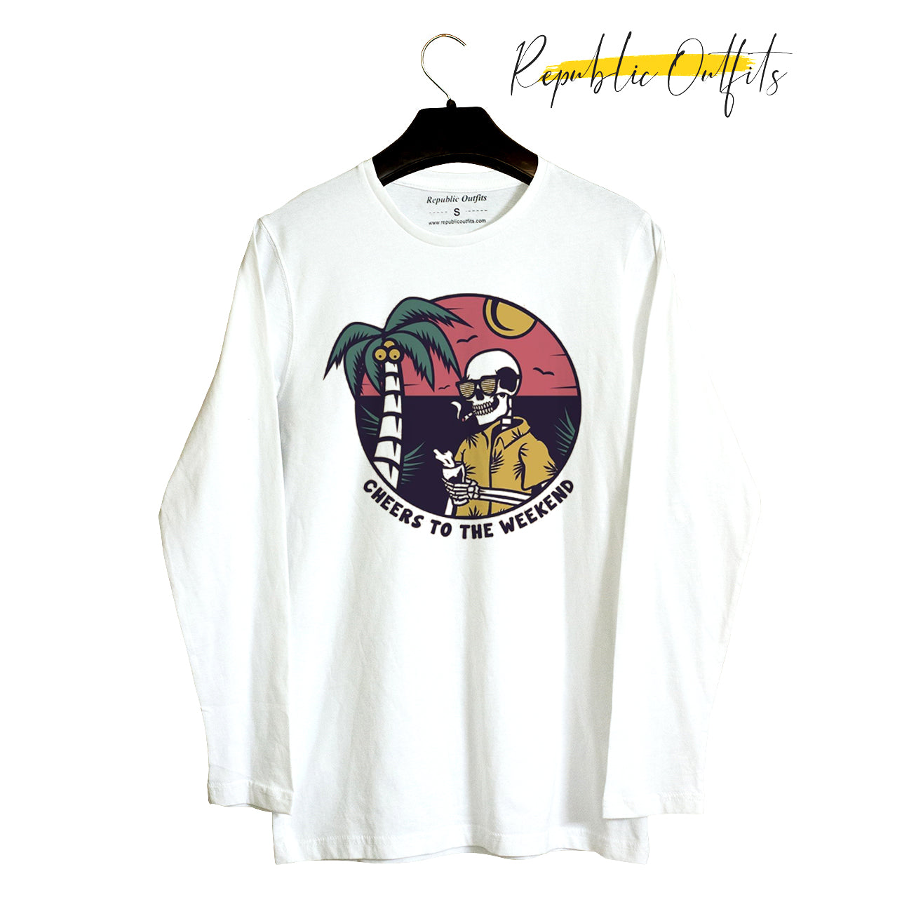Cheers to the Weekend Graphic T-Shirt
