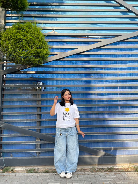 Bonjour Tee